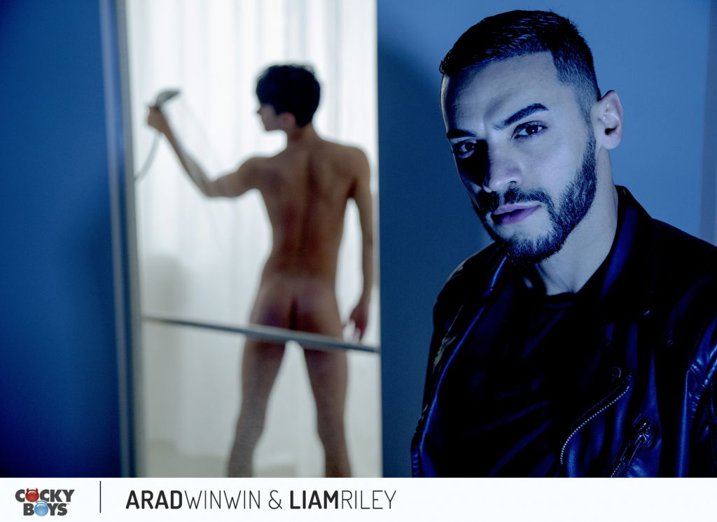 Arad WinWin Fucks Liam Riley