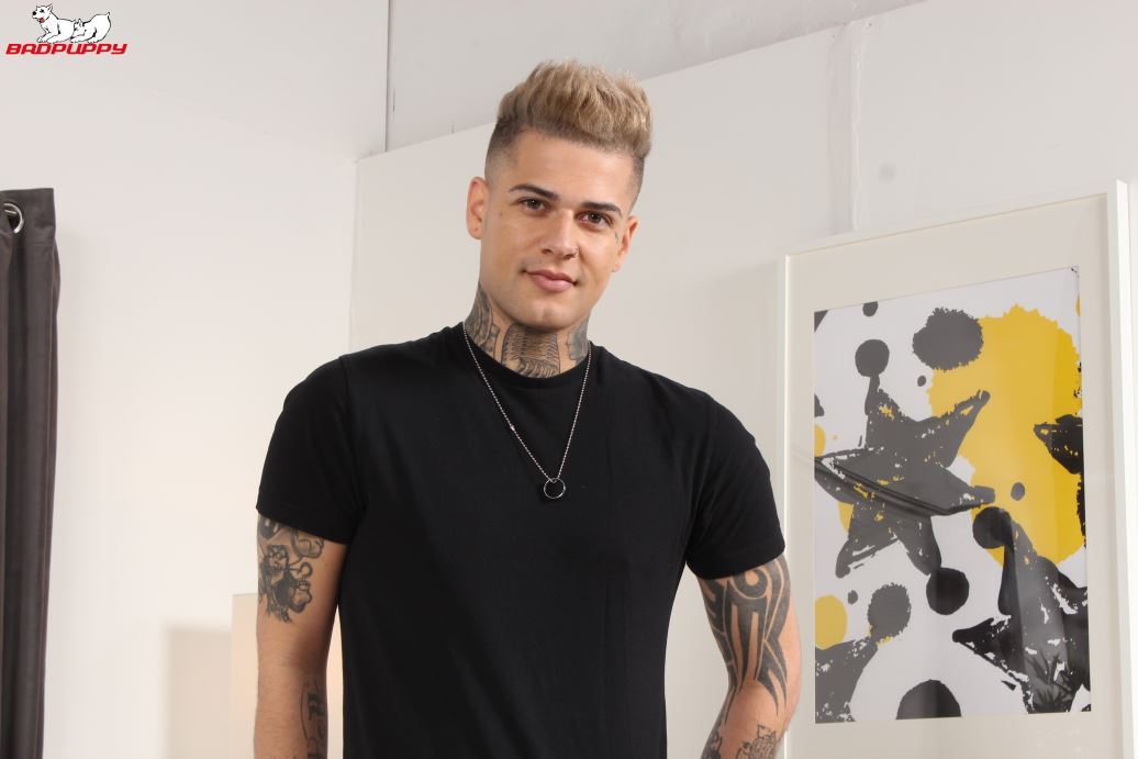 Mickey Taylor Jerks Off