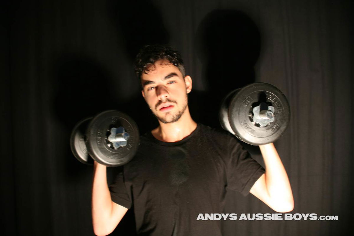 Brunette Aussie Boy James Jerks Off 1