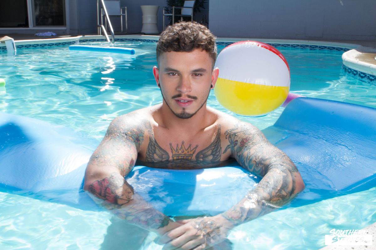 Seth Knight Solo For Southern Strokes