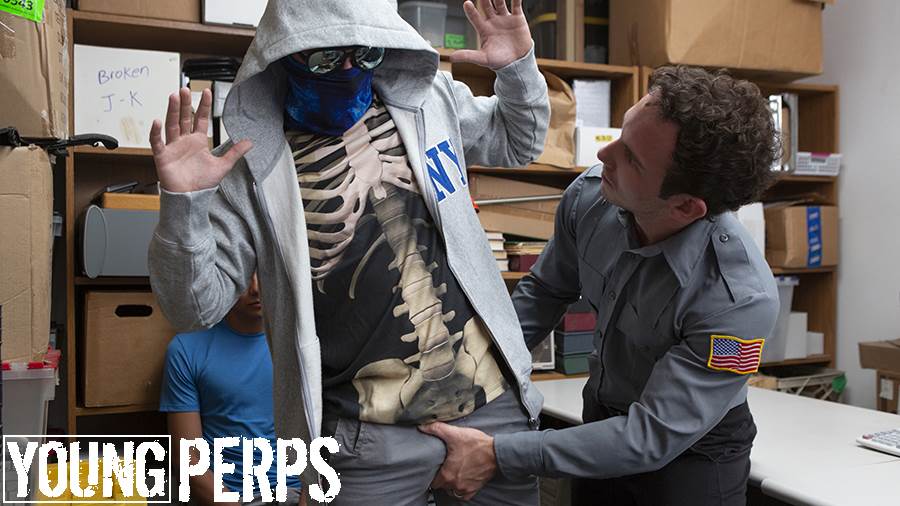 Young Perps: Security Officer Grgisthe Werd Fucks 2 Guys