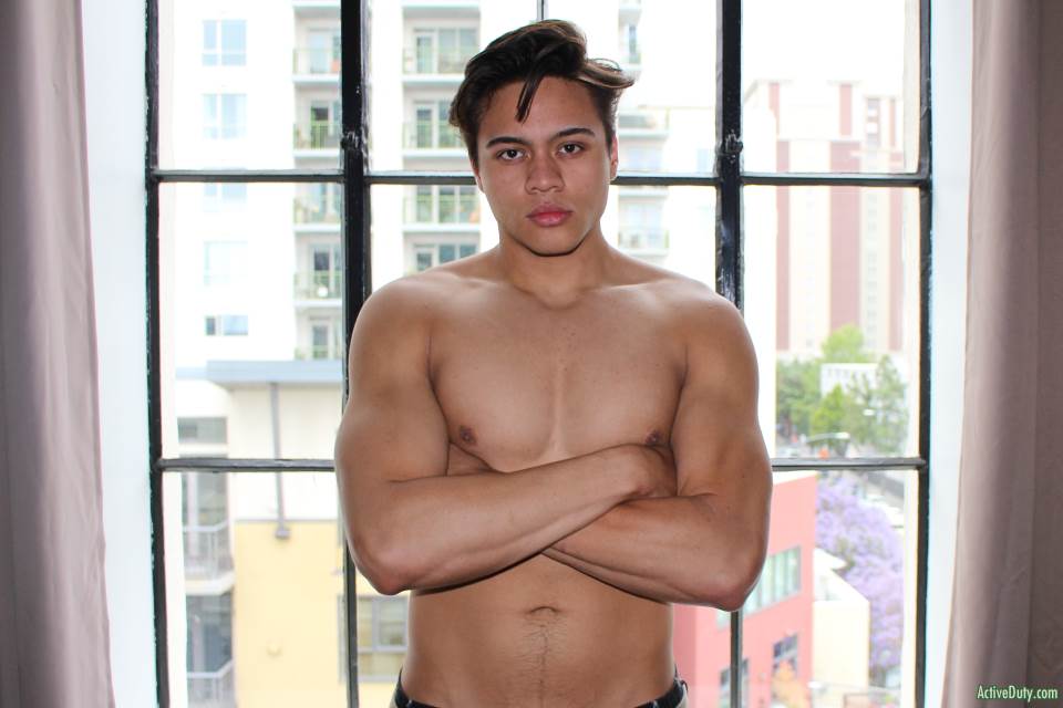 Leo Walker - Solo for Active Duty 1