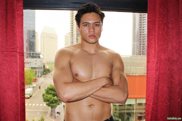 Leo Walker - Solo for Active Duty 3