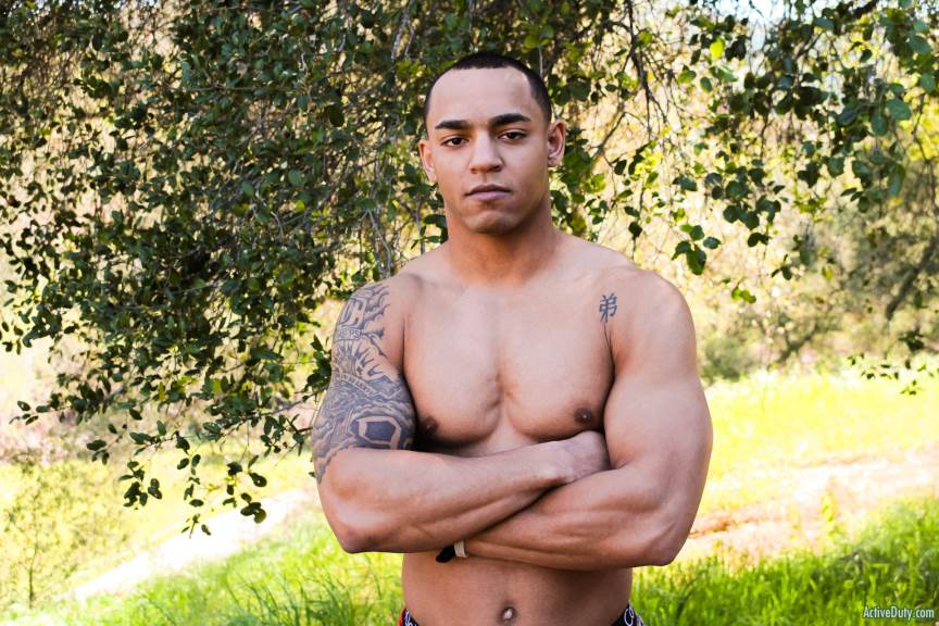 Xavier Reed Jerks Off for Active Duty 1