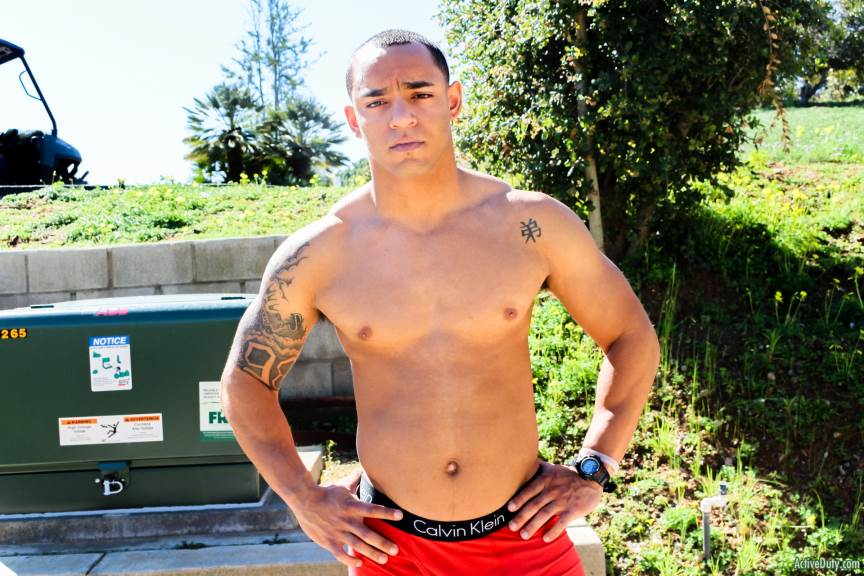 Xavier Reed Jerks Off for Active Duty 3