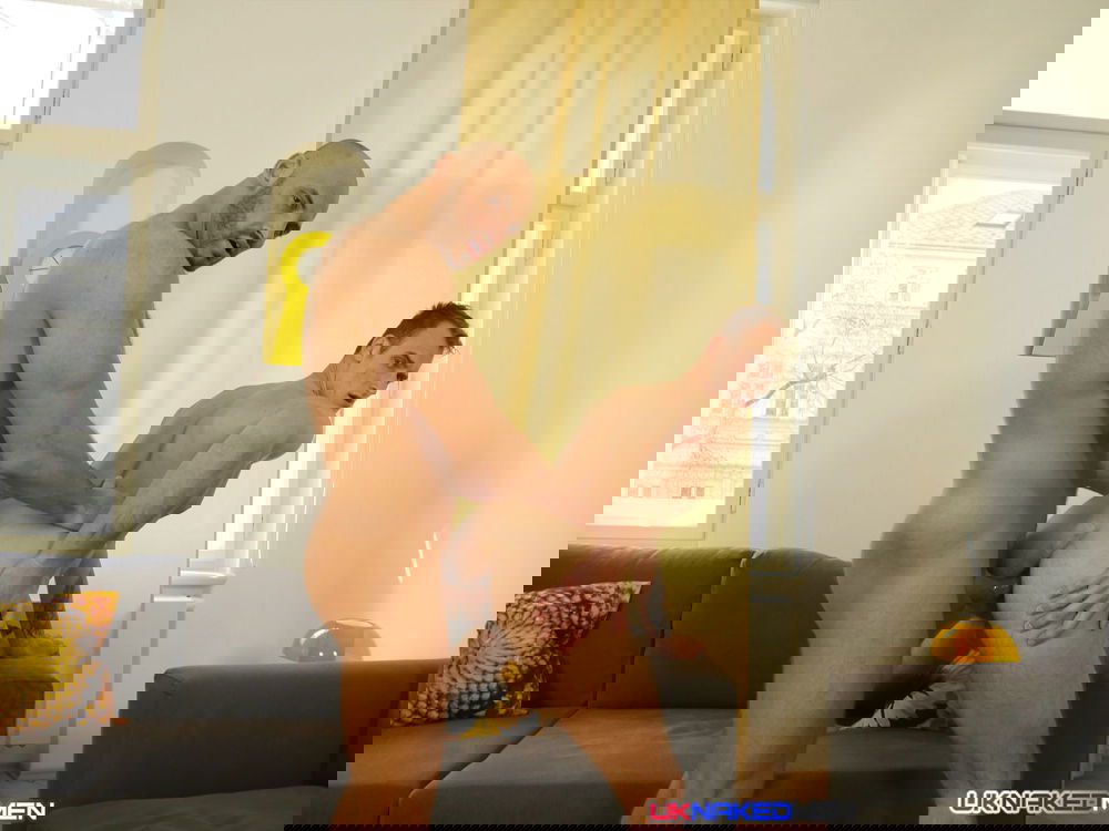 UK Naked Men: Zack Hod & Rob Banner UK Naked Men: Zack Hod & Rob Banner 1