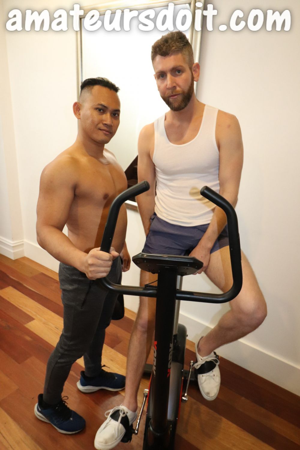 Amateurs Do It: Erik Raw Barebacked By Saint