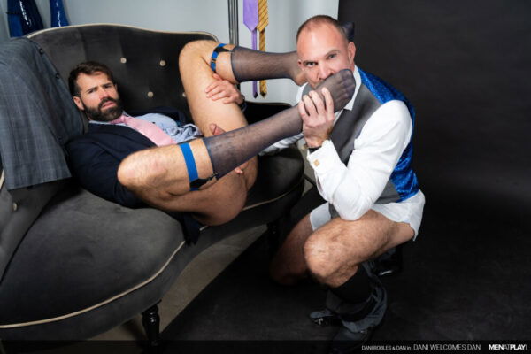 Dani Robles Welcomes D.Dan To MenAtPlay 5