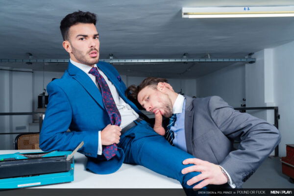 Pound or Fuck? Drew Dixon & Pol Prince - Men At Play 3