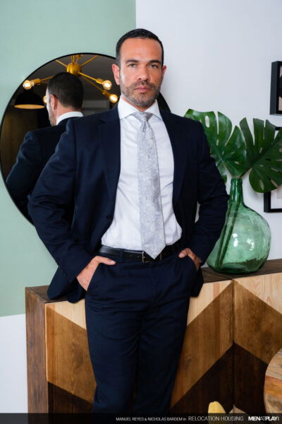 Relocation Housing: Manuel Reyes & Nicholas Bardem