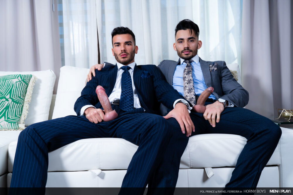 Horny Boys: Rafael Ferreira & Pol Prince - Men At Play 3