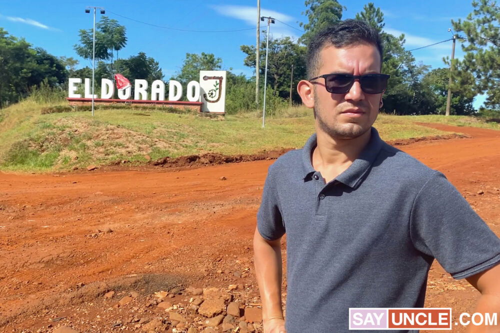 Latin Leche Numero 216 - Leo Jerks Off