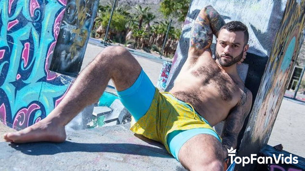 Masculine Drew Valentino Joins TopFanVids