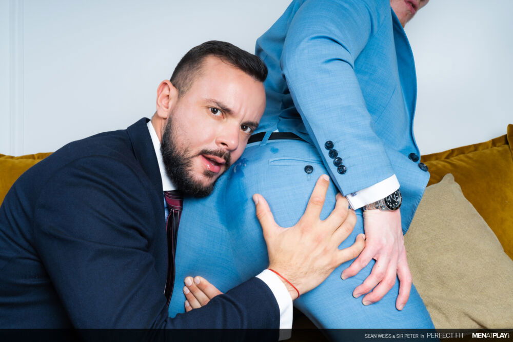 Perfect Fit: Sean Weiss & Sir Peter - Men At Play 5
