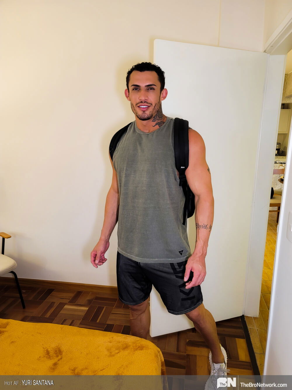 Masqulin Presents: Extra-Sexy Yury Santana 5