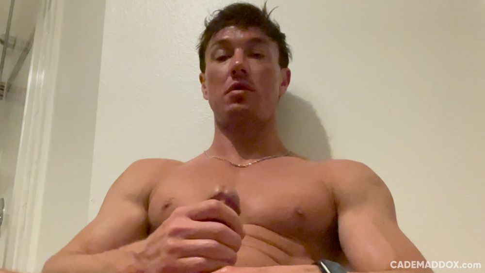 Cade Maddox - Extremely Hot Bathroom Solo 5