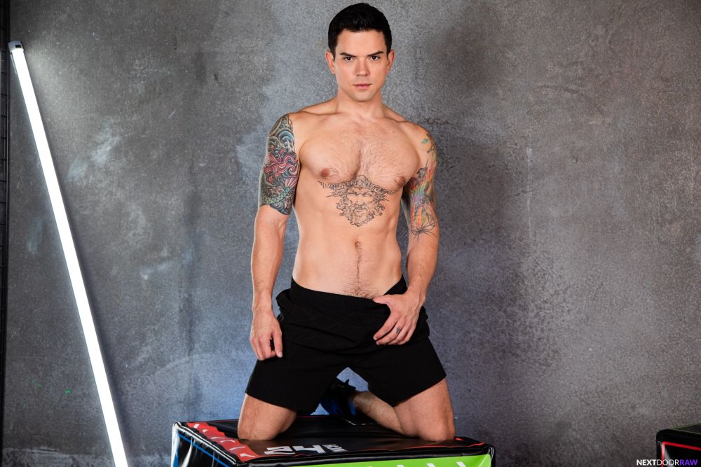 Don't Keep Sir Waiting: Dakota Payne & Jordan Starr