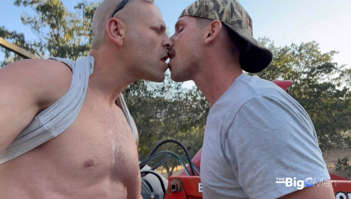 Jared Blows Big C For His Birthday At Big C Men 8