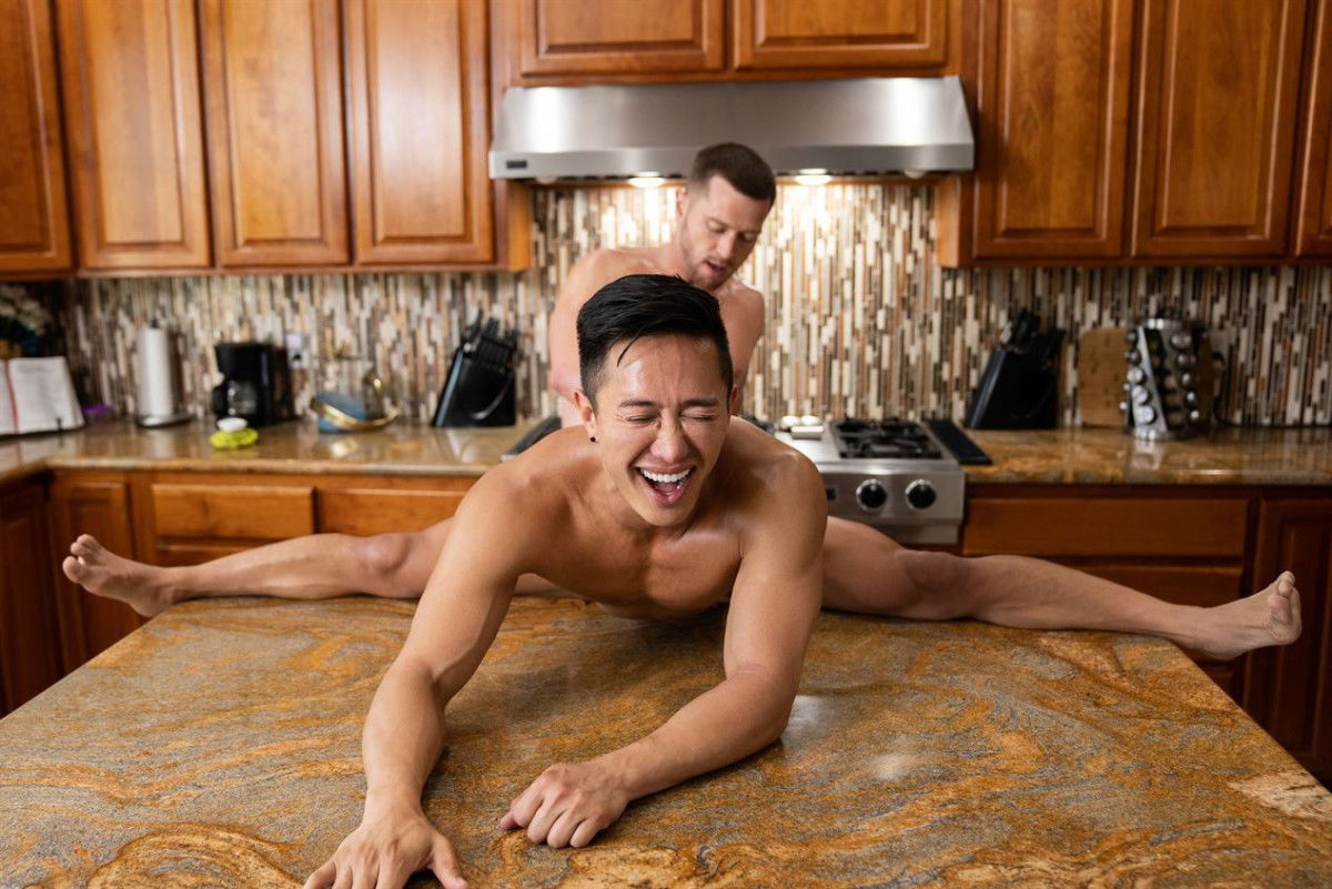 Volley Ballers: Johnny Donovan & Dale 4