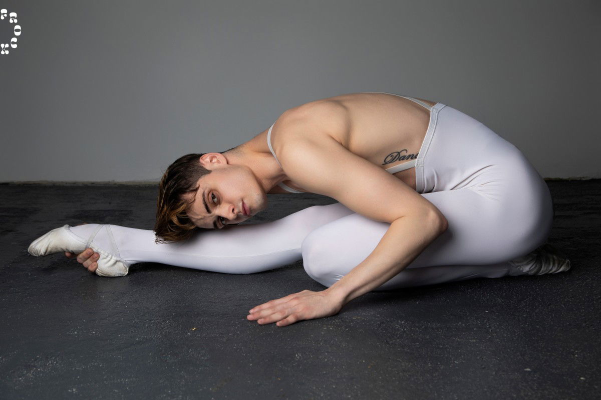 Ben Masters Is The Ballet Boy - Frock The World