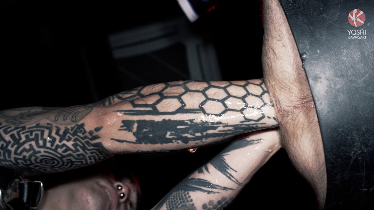 Smokin' Fags: Yoshi Kawasaki Fists Georgi Mitev FF 3