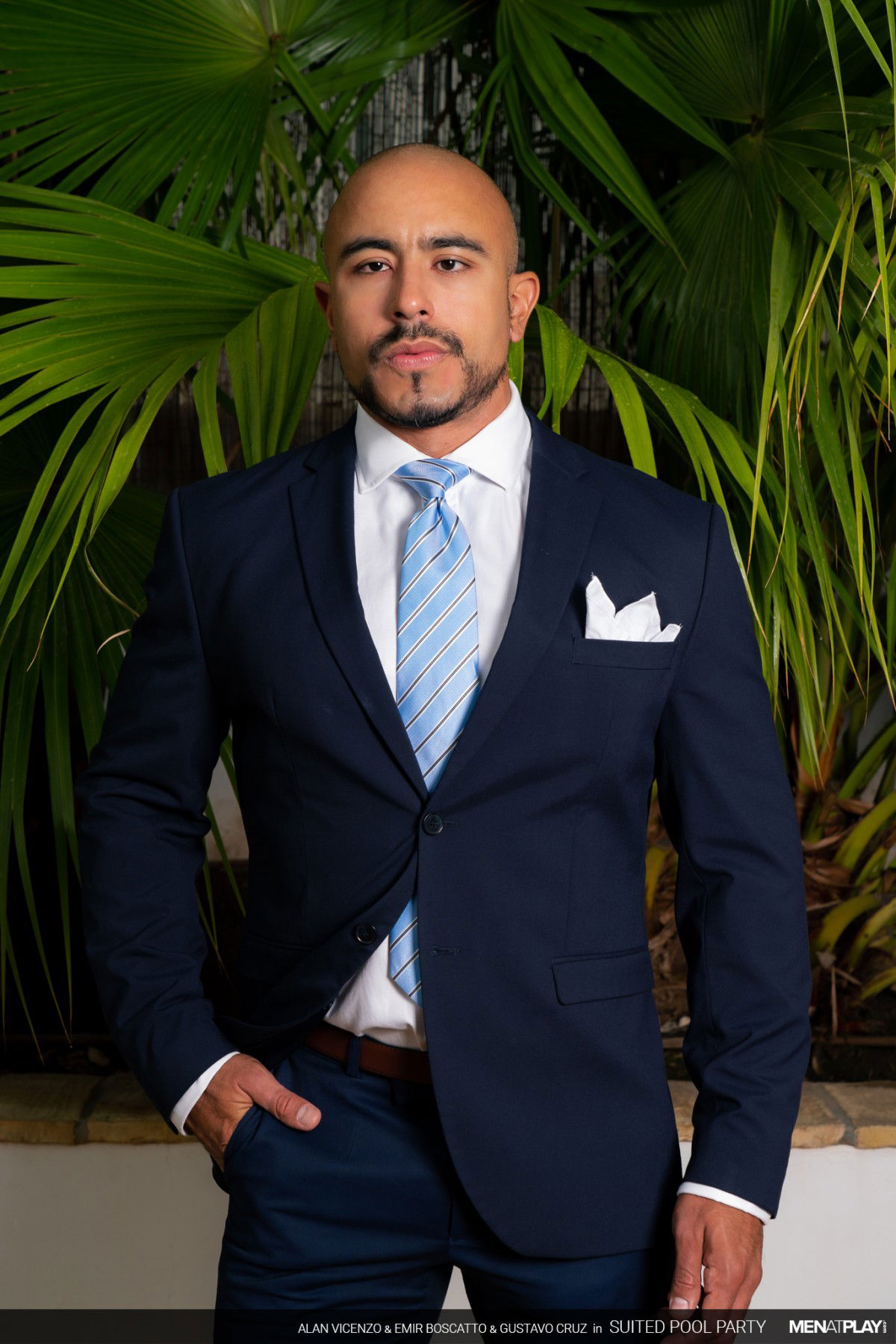 Suited Pool Party: Alan Vicenzo, Emir Boscatto & Gustavo Cruz 1