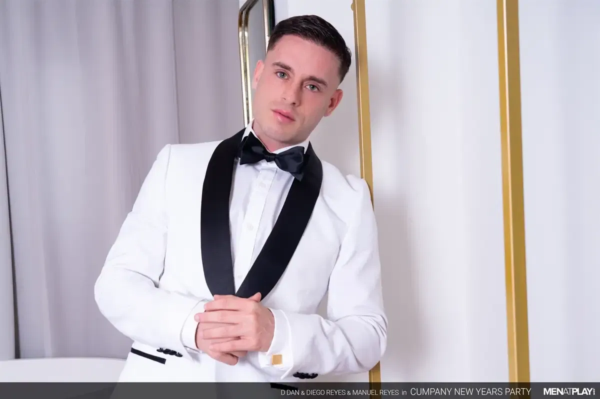 New Year's Party In Suits: D Dan, Diego Reyes & Manuel Reyes 3