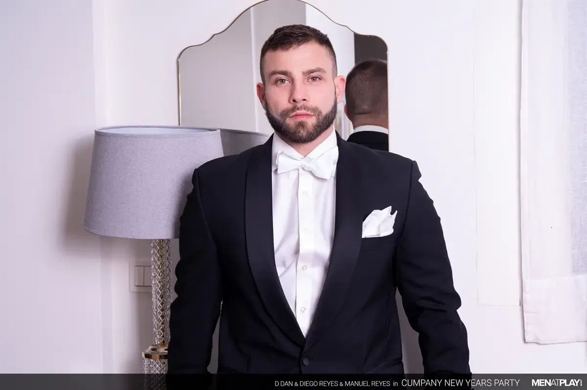 New Year's Party In Suits: D Dan, Diego Reyes & Manuel Reyes 4