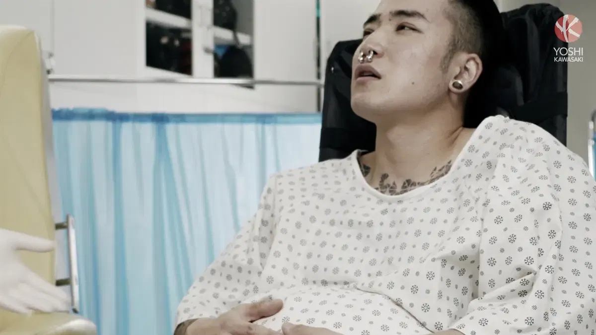 Axel Abysse Finds A Doll In Yoshi Kawasaki's Ass