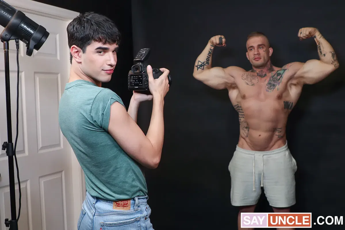 Davin Strong owns Rob Quin’s ass at Say Uncle Labs