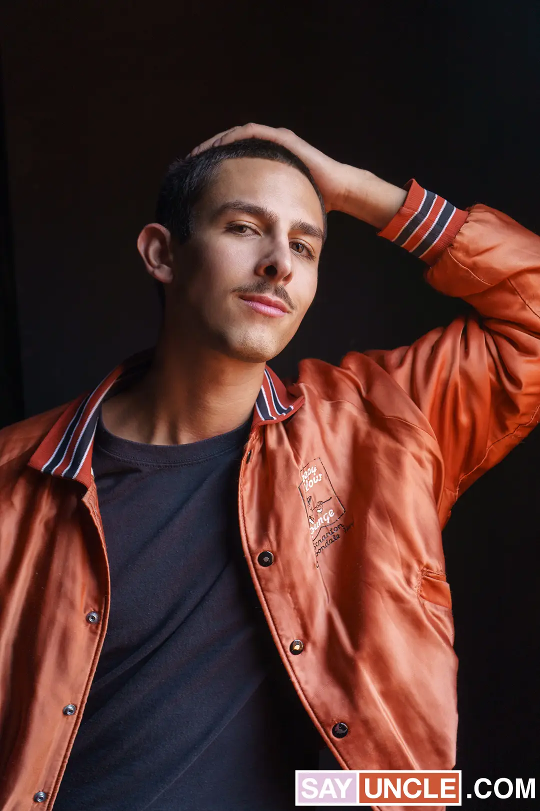 Latin Leche – The Bartender: Episode 1 6