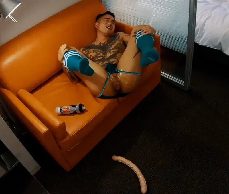 Yoshi Kawasaki Gets Fisted In Tryst 5