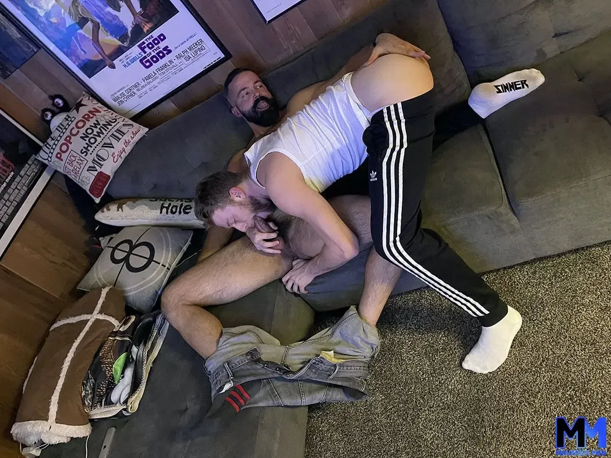 Maverick Men Breed The Perfect Hole 2