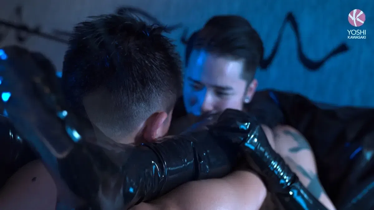 Gloss: Reach Fists Rubber Stud Yoshi Kawasaki 2