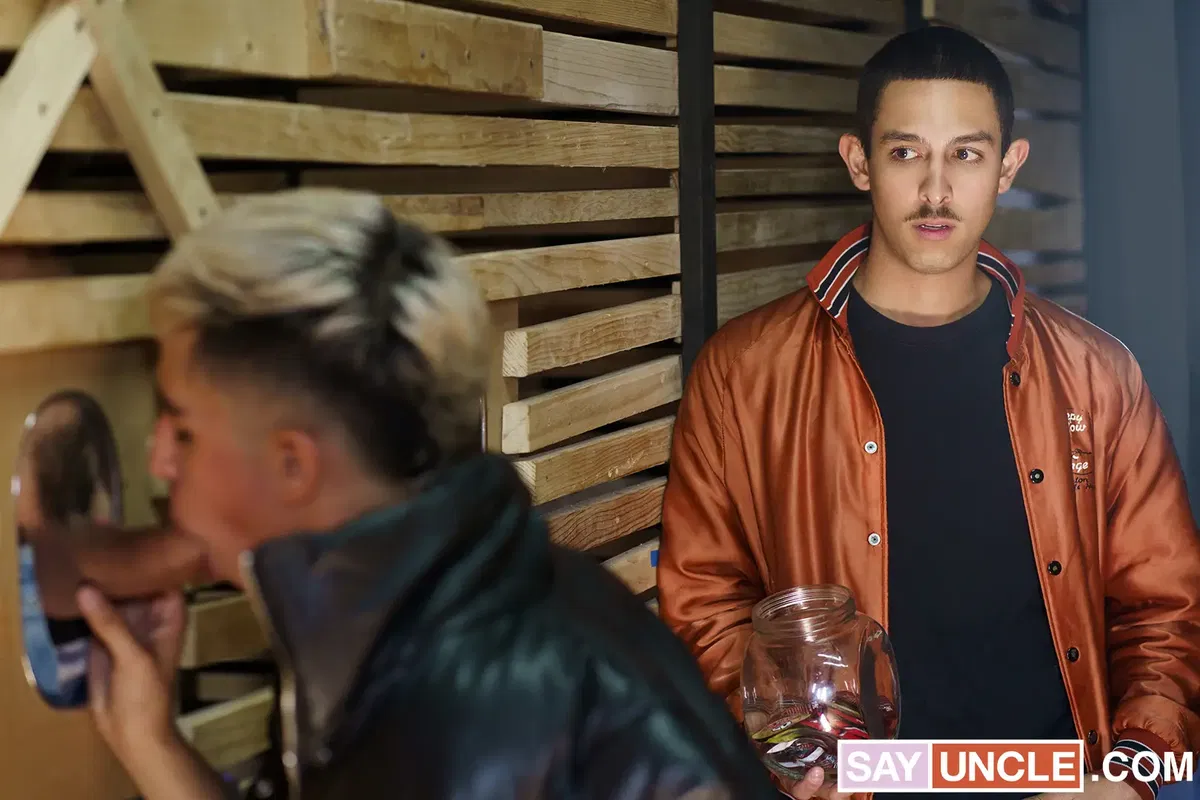 Latin Leche - Numero 243: Swapping 2