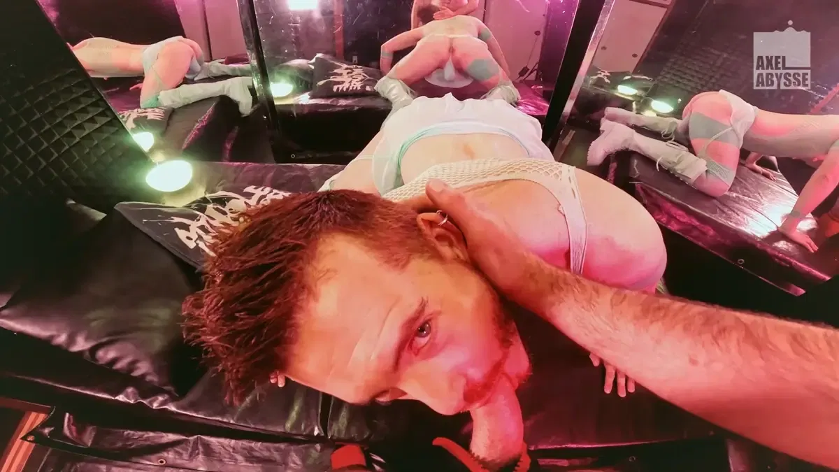 NomadicFF Turns Axel Abysse Into A Human Punch Bag 1