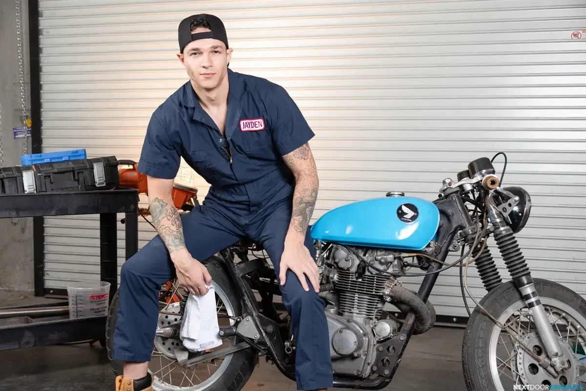 Service Station: Premium Air - Jayden Marcos & Ryder Owens