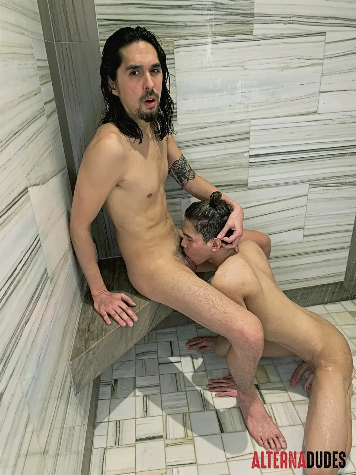 Shower Blowjobs: Maxx Stoner & Gavin Winters