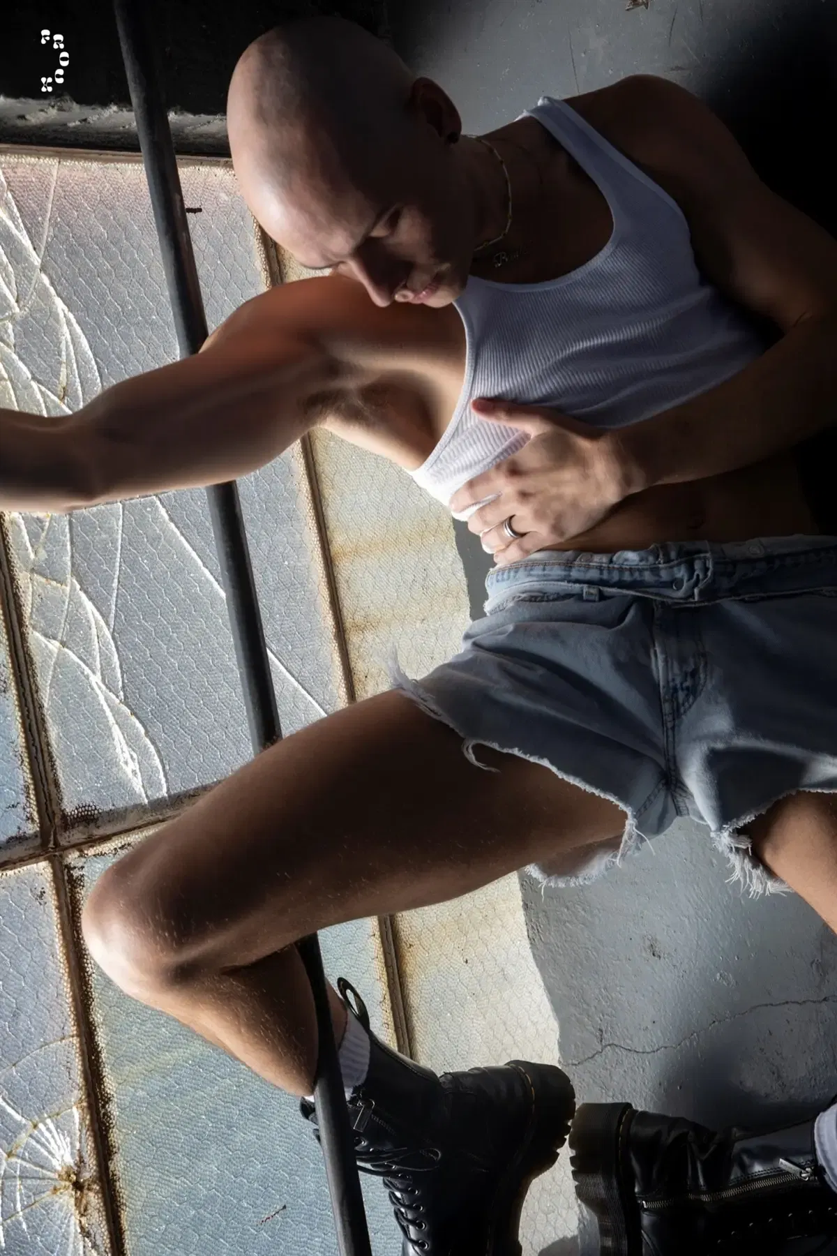 Sexy Skinhead Bambi Shakes The Studio Of Frock The World 5