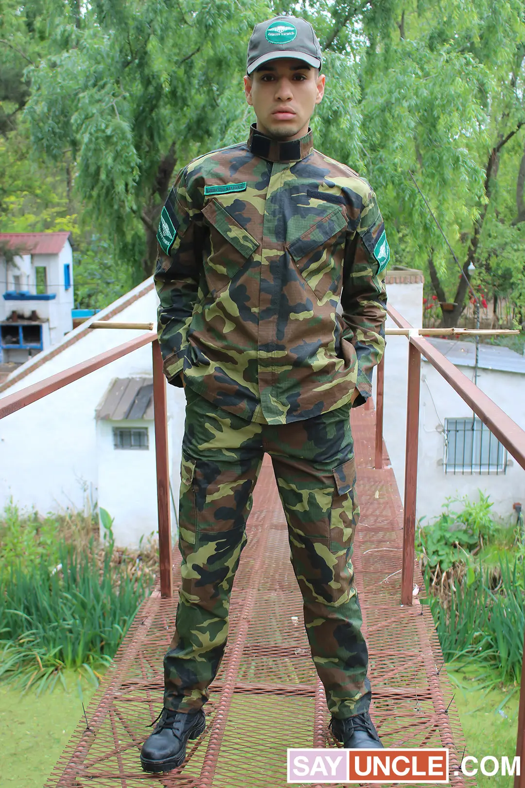 Sit On It, Soldier! - Aaron Vigo & Leonel Russel 7