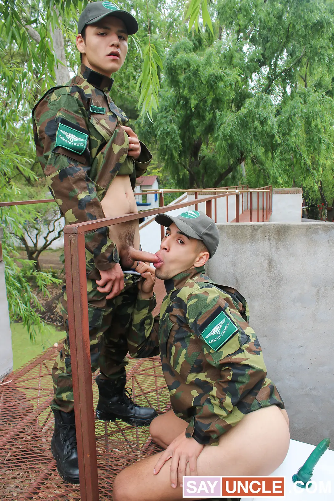 Sit On It, Soldier! - Aaron Vigo & Leonel Russel