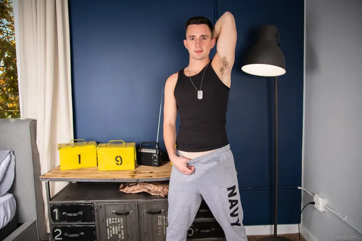 Blain O'Connor & Chase Tyler Flip Fuck For Active Duty