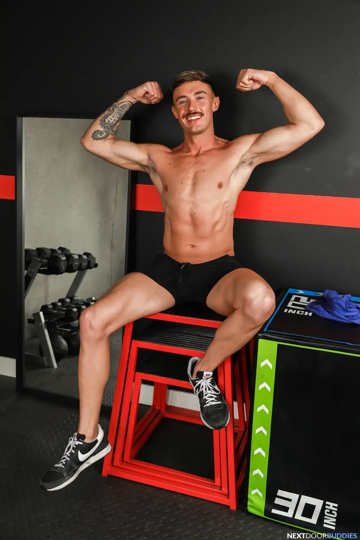 Easily Dickstracted: Kyle Wyncrest & Phoenix Ocean 1