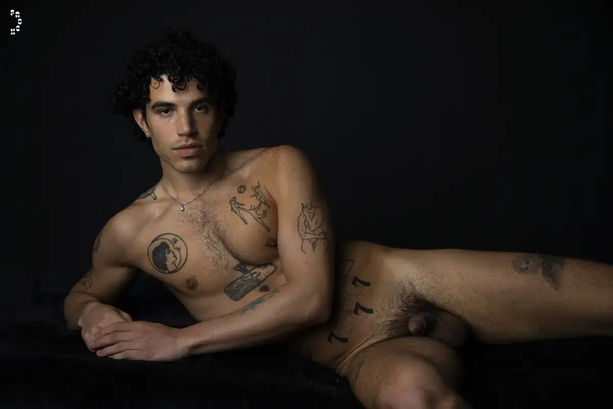 Miguel Shows Us His Hot Rod At Frock The World 5