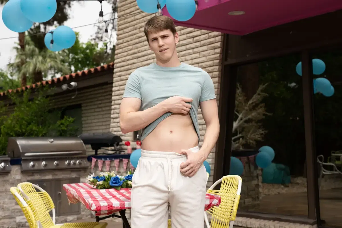 Cookout Tits Out: Izzy Wilde & Sage Roux 2