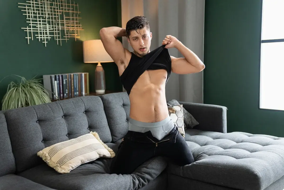 Crossfire: Angel Rivera & Johnny Donovan 3