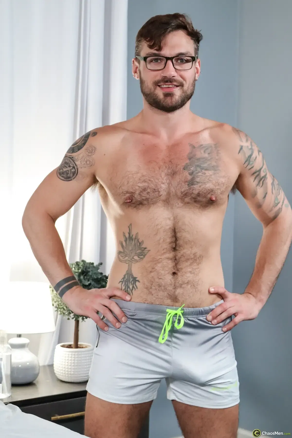 The Stunningly Handsome Aiden Taylor Makes His Chaosmen Debut 1