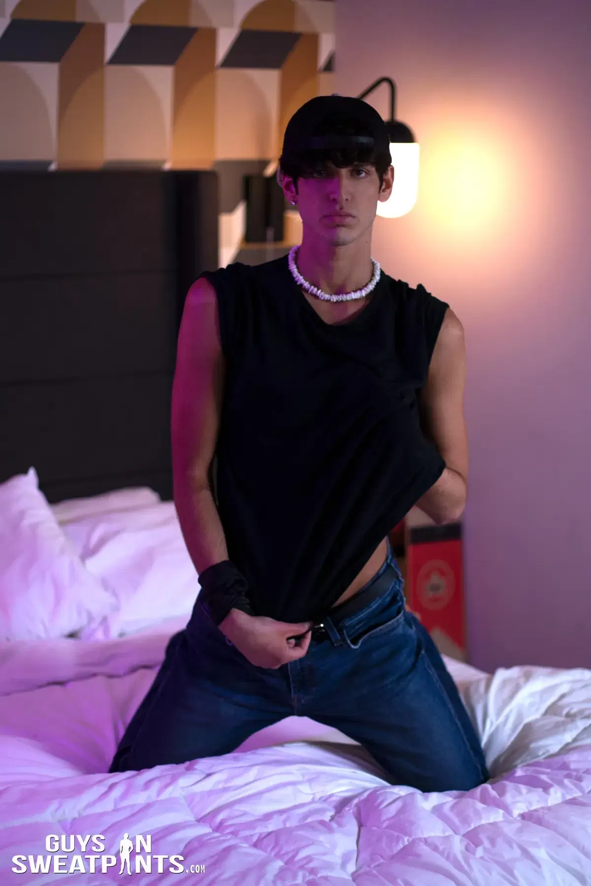 Troy & Ian - Bareback for Guys In Sweatpants 1