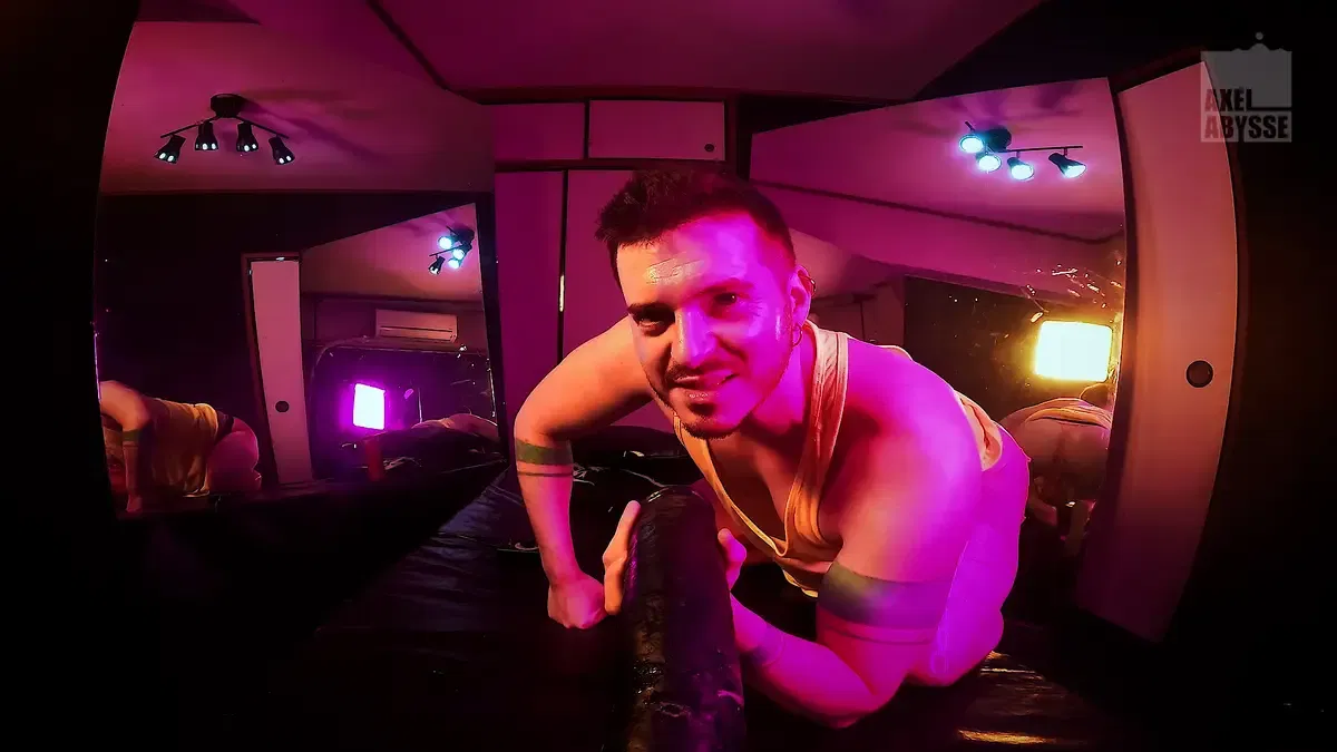 Axel Abysse - Anani 22: The Huge Dildo 1
