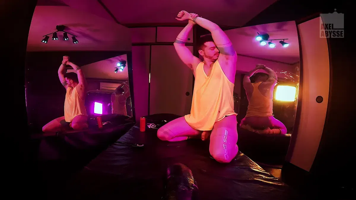 Axel Abysse - Anani 22: The Huge Dildo